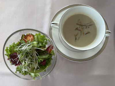 サラダとスープ